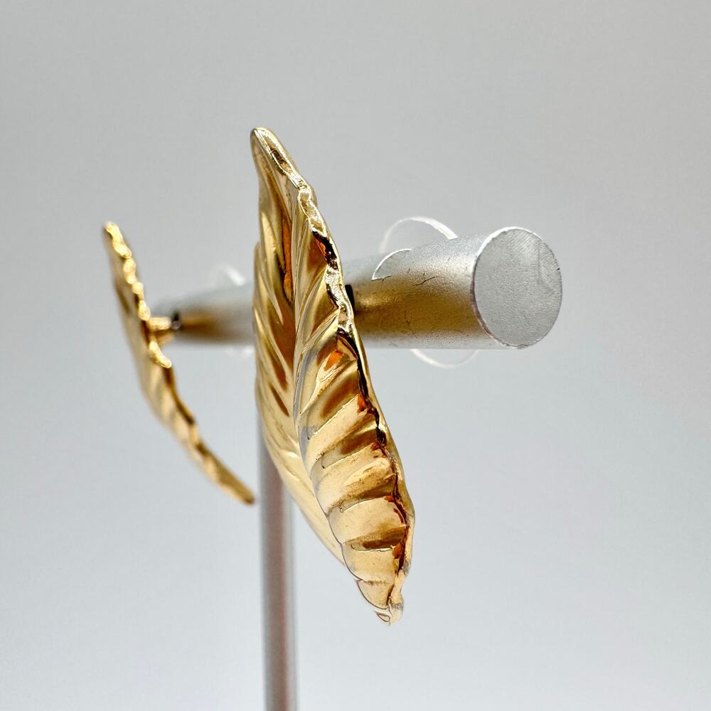 Vintage Louis Feraud Leaf Paris Earrings Gold Tone Chic Fall Autumn Luxe Signed - Picture 3 of 8